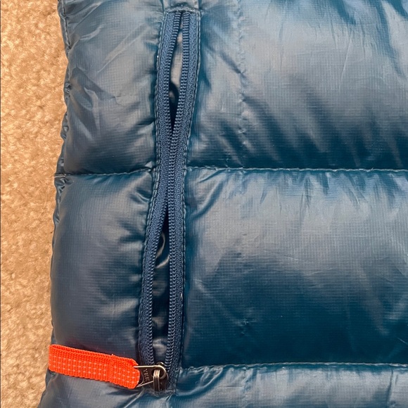 Patagonia Hi Loft down sweater jacket boys size L hooded - Picture 9 of 12